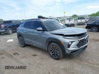 2025 Chevrolet TrailBlazer ACTIV с VIN KL79MSSL4SB104364, выставлен на аукционе IAAI как лот 42217302 с пробегом 4 637 миль миль и . История ставок и продаж доступна на DreamBid. Изображение 1.