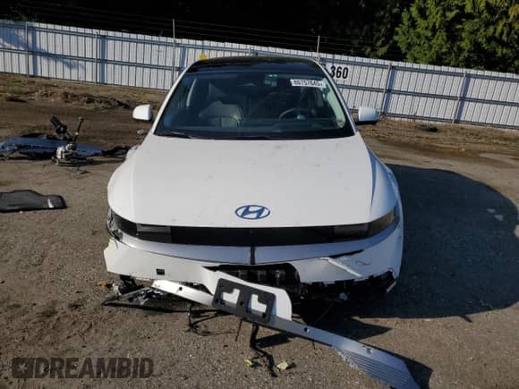 2024 Hyundai Ioniq 5 Limited с VIN KM8KRDDF1RU332647, выставлен на аукционе Copart как лот 80757645 с пробегом 4 765 миль миль и Списание • Salvage title. История ставок и продаж доступна на DreamBid. Изображение 5.