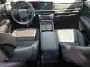 2025 Hyundai Santa Fe Calligraphy с VIN 5NMP5DG10SH037428, выставлен на аукционе Copart как лот 69057785 с пробегом 8 149 миль миль и Списание • Salvage title. История ставок и продаж доступна на DreamBid. Изображение 8.