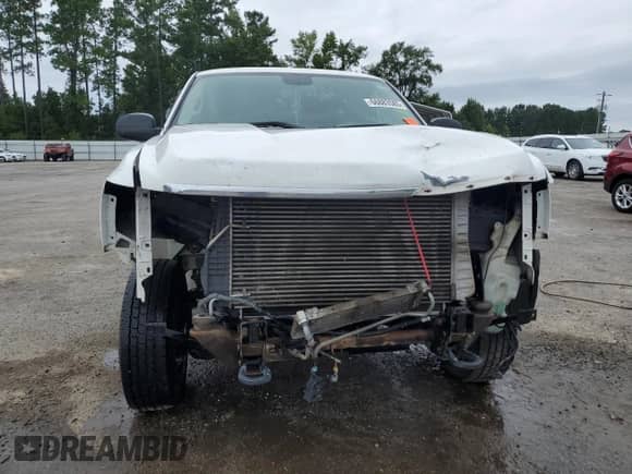 2008 Chevrolet Silverado 2500HD 1LT with VIN 1GCHK23608F209577, listed as a Copart auction lot 66883585 with 335,814 mi miles and Salvage title. Bid and sale history available at DreamBid. Image 5.