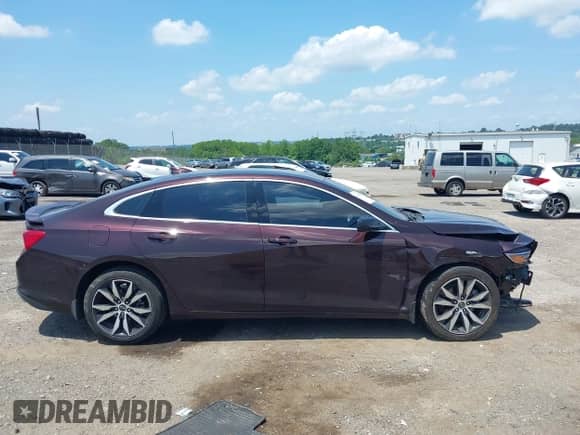 2020 Chevrolet Malibu RS z VIN 1G1ZG5ST1LF142049, wystawiony jako IAAI lot #42687909 z przebiegiem 9 999 mil mil oraz . Historia ofert i sprzedaży dostępna na DreamBid. Obrazek 13.
