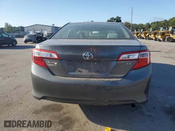 2014 Toyota Camry L with VIN 4T1BF1FKXEU375167, listed as a Copart auction lot 81229715 with 162,179 mi miles and Salvage title. Bid and sale history available at DreamBid. Image 6.