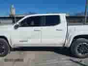 2024 Toyota Tacoma SR5 with VIN 3TMLB5JN1RM022825, listed as a IAAI auction lot 41356038 with 3,977 mi miles and . Bid and sale history available at DreamBid. Image 14.