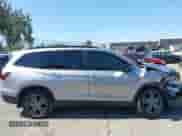 2022 Honda Pilot Sport z VIN 5FNYF5H31NB013054, wystawiony jako IAAI lot #42676763 z przebiegiem Nie podano mil oraz . Historia ofert i sprzedaży dostępna na DreamBid. Obrazek 13.