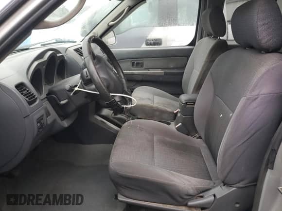 2003 Nissan Frontier XE z VIN 1N6ED26T73C423679, wystawiony jako Copart lot #80541245 z przebiegiem 221 660 mil mil oraz Szkoda całkowita • Salvage title. Historia ofert i sprzedaży dostępna na DreamBid. Obrazek 7.