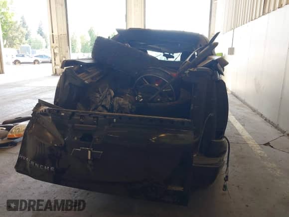 2011 Chevrolet Avalanche LTZ с VIN 3GNTKGE38BG167554, выставлен на аукционе IAAI как лот 42654702 с пробегом Не указан миль и . История ставок и продаж доступна на DreamBid. Изображение 17.