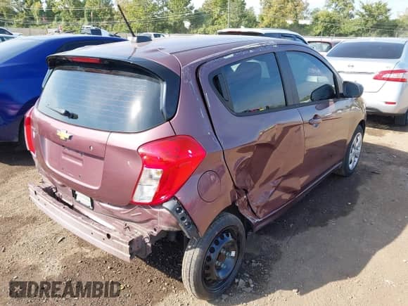 2021 Chevrolet Spark LS с VIN KL8CB6SA4MC705090, выставлен на аукционе IAAI как лот 43198164 с пробегом 67 501 миль миль и . История ставок и продаж доступна на DreamBid. Изображение 6.