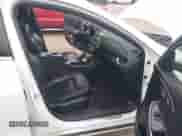 2017 Chevrolet Malibu Premier z VIN 1G1ZH5SX8HF227087, wystawiony jako IAAI lot #43219057 z przebiegiem 166 753 mil mil oraz . Historia ofert i sprzedaży dostępna na DreamBid. Obrazek 5.