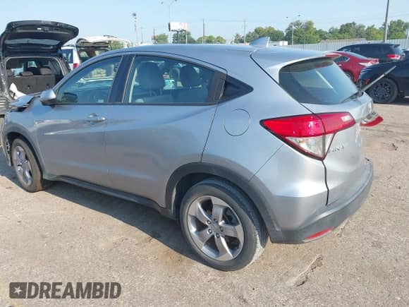 2021 Honda HR-V LX with VIN 3CZRU5H31MM729970, listed as a IAAI auction lot 43037426 with 102,011 mi miles and . Bid and sale history available at DreamBid. Image 3.