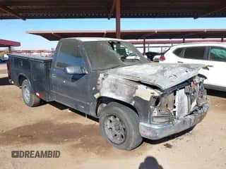 1997 Chevrolet Silverado 1500 z VIN 1GCEC14W9VZ103678, wystawiony jako IAAI lot #41322952 z przebiegiem 168 247 mil mil oraz . Historia ofert i sprzedaży dostępna na DreamBid. Obrazek 1.