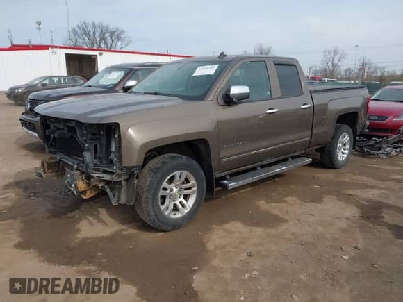 2014 Chevrolet Silverado 1500 LTZ z VIN 1GCVKSEC8EZ140508, wystawiony jako IAAI lot #41821397 z przebiegiem 108 308 mil mil oraz . Historia ofert i sprzedaży dostępna na DreamBid. Obrazek 18.