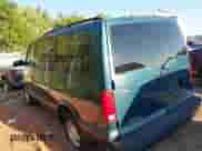 2000 Chevrolet Astro с VIN 1GNDM19W2YB192645, выставлен на аукционе IAAI как лот 43010186 с пробегом 234 033 миль миль и . История ставок и продаж доступна на DreamBid. Изображение 3.