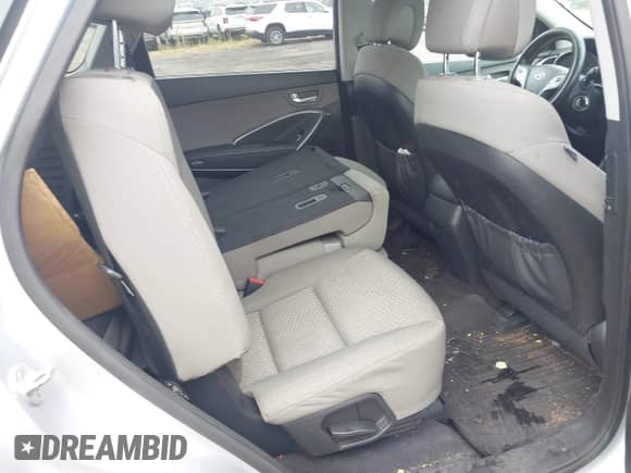 2016 Hyundai Santa Fe SE z VIN KM8SMDHF5GU153257, wystawiony jako IAAI lot #43311596 z przebiegiem 123 409 mil mil oraz . Historia ofert i sprzedaży dostępna na DreamBid. Obrazek 8.