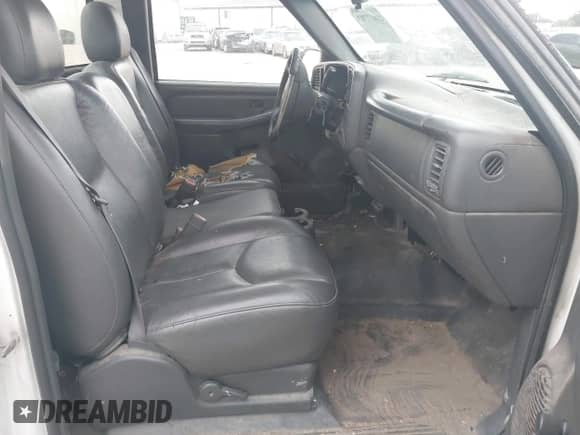 2005 GMC Sierra 1500 Work Truck z VIN 1GTEC14X45Z327420, wystawiony jako IAAI lot #42617787 z przebiegiem 339 372 mil mil oraz . Historia ofert i sprzedaży dostępna na DreamBid. Obrazek 5.