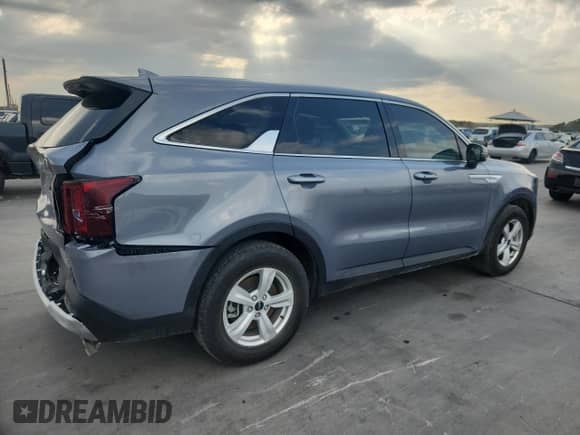 2024 Kia Sorento LX с VIN 5XYRG4JCXRG280018, выставлен на аукционе Copart как лот 89496125 с пробегом 12 406 миль миль и Чистый • Clean title. История ставок и продаж доступна на DreamBid. Изображение 3.