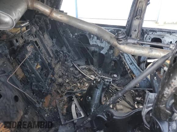 2025 Chevrolet Equinox AWD RS z VIN 3GNAXTEG1SL129594, wystawiony jako Copart lot #88633205 z przebiegiem Nie podano mil oraz Szkoda całkowita • Salvage title. Historia ofert i sprzedaży dostępna na DreamBid. Obrazek 12.