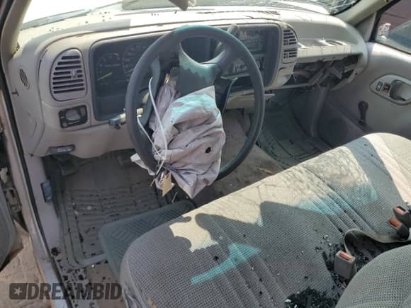 1995 GMC Sierra 1500 с VIN 1GTEC14H9SZ530842, выставлен на аукционе Copart как лот 64565735 с пробегом 235 571 миль миль и Чистый • Clean title. История ставок и продаж доступна на DreamBid. Изображение 8.