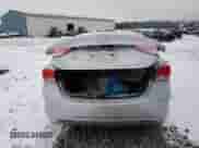 2011 Hyundai Elantra GLS z VIN 5NPDH4AE5BH013795, wystawiony jako Copart lot #41441765 z przebiegiem Nie podano mil oraz Szkoda całkowita • Salvage title. Historia ofert i sprzedaży dostępna na DreamBid. Obrazek 6.