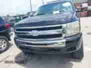 2011 Chevrolet Silverado 1500 LS z VIN 3GCPKREA3BG310821, wystawiony jako IAAI lot #42115265 z przebiegiem 72 891 mil mil oraz . Historia ofert i sprzedaży dostępna na DreamBid. Obrazek 6.
