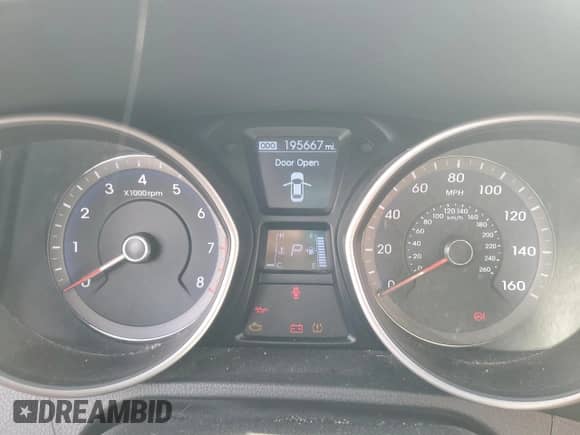 2013 Hyundai Elantra with VIN KMHD35LE4DU065599, listed as a Copart auction lot 85567085 with 195,667 mi miles and Salvage title. Bid and sale history available at DreamBid. Image 9.