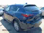 2024 Mazda CX-5 S Preferred z VIN JM3KFBCLXR0444581, wystawiony jako IAAI lot #42923739 z przebiegiem 15 922 mil mil oraz . Historia ofert i sprzedaży dostępna na DreamBid. Obrazek 3.