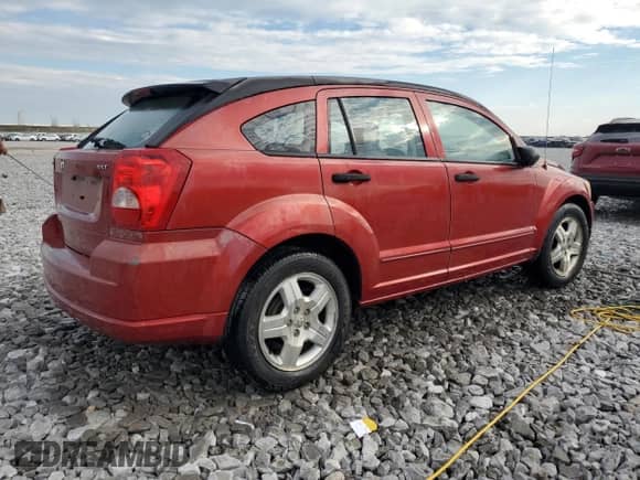 2007 Dodge Caliber SXT z VIN 1B3HB48B67D159555, wystawiony jako Copart lot #71751074 z przebiegiem 117 862 mil mil oraz Szkoda całkowita • Salvage title. Historia ofert i sprzedaży dostępna na DreamBid. Obrazek 3.