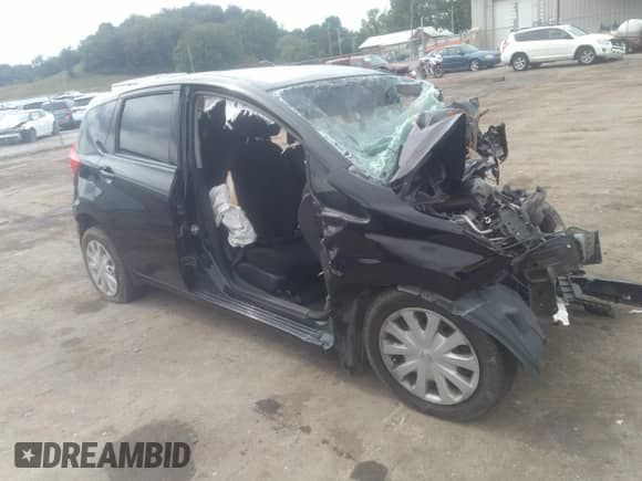 2015 Nissan Note S with VIN 3N1CE2CP3FL361725, listed as a IAAI auction lot 37444827 with 97,772 mi miles and . Bid and sale history available at DreamBid. Image 1.