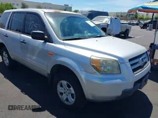 2006 Honda Pilot LX с VIN 5FNYF28166B017602, выставлен на аукционе IAAI как лот 42831252 с пробегом 179 058 миль миль и . История ставок и продаж доступна на DreamBid. Изображение 1.