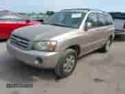 2004 Toyota Highlander with VIN JTEGP21A640003452, listed as a IAAI auction lot 43380873 with 95,939 mi miles and . Bid and sale history available at DreamBid. Image 2.