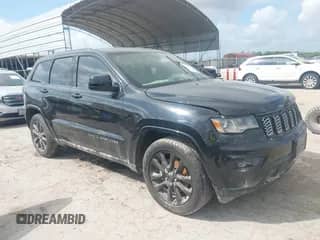 2020 Jeep Grand Cherokee Altitude with VIN 1C4RJEAG2LC355395, listed as a IAAI auction lot 42679925 with 86,025 mi miles and . Bid and sale history available at DreamBid. Image 1.