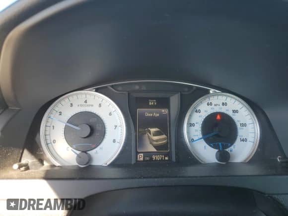 2016 Toyota Camry SE с VIN 4T1BF1FKXGU500445, выставлен на аукционе Copart как лот 84520955 с пробегом 91 071 миль миль и Списание • Salvage title. История ставок и продаж доступна на DreamBid. Изображение 9.