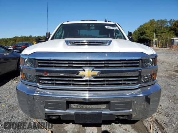 2018 Chevrolet Silverado 3500HD Work Truck с VIN 1GC4KYCY8JF152926, выставлен на аукционе Copart как лот 82478865 с пробегом 164 688 миль миль и Списание • Salvage title. История ставок и продаж доступна на DreamBid. Изображение 5.