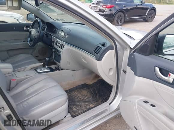 2008 Hyundai Sonata SE с VIN 5NPEU46F78H366890, выставлен на аукционе IAAI как лот 42632598 с пробегом 156 156 миль миль и . История ставок и продаж доступна на DreamBid. Изображение 5.