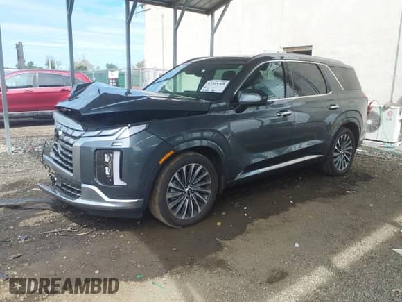 2025 Hyundai Palisade Calligraphy с VIN KM8R7DGE6SU827911, выставлен на аукционе IAAI как лот 43205768 с пробегом 14 793 миль миль и . История ставок и продаж доступна на DreamBid. Изображение 19.
