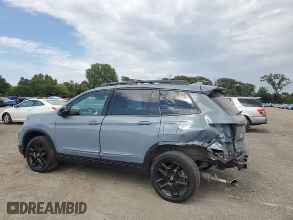 2024 Honda Passport Black Edition with VIN 5FNYF8H85RB009284, listed as a Copart auction lot 71893995 with 62,575 mi miles and Salvage title. Bid and sale history available at DreamBid. Image 2.