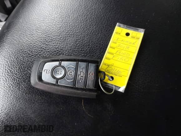 2018 Ford F-150 XL z VIN 1FTEW1EP0JFA87509, wystawiony jako IAAI lot #42992361 z przebiegiem 142 397 mil mil oraz . Historia ofert i sprzedaży dostępna na DreamBid. Obrazek 11.