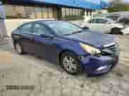 2013 Hyundai Sonata GLS с VIN 5NPEB4AC1DH737832, выставлен на аукционе Copart как лот 71792515 с пробегом 249 018 миль миль и Списание • Salvage title. История ставок и продаж доступна на DreamBid. Изображение 4.