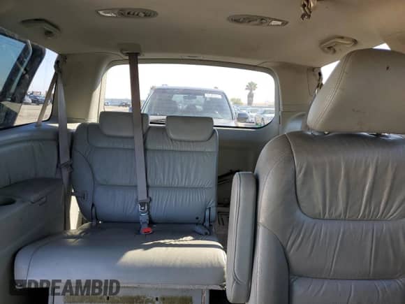 2007 Honda Odyssey EX-L с VIN 5FNRL38767B121645, выставлен на аукционе Copart как лот 87224365 с пробегом 167 747 миль миль и Списание • Salvage title. История ставок и продаж доступна на DreamBid. Изображение 10.