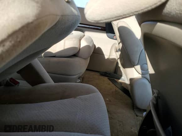 2007 Hyundai Entourage GLS с VIN KNDMC233776012941, выставлен на аукционе Copart как лот 51770505 с пробегом 172 633 миль миль и Чистый • Clean title. История ставок и продаж доступна на DreamBid. Изображение 11.