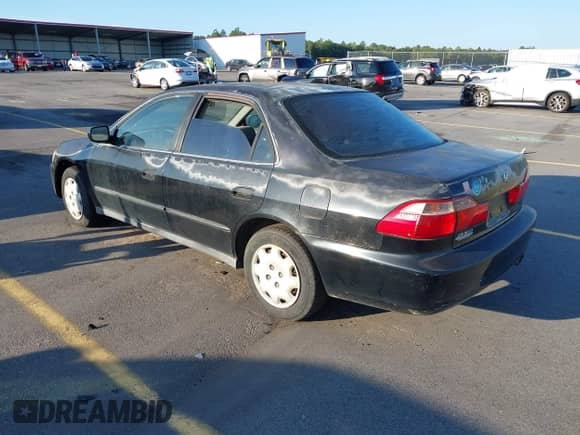 1999 Honda Accord LX с VIN 1HGCG5647XA144120, выставлен на аукционе IAAI как лот 43159861 с пробегом 155 743 миль миль и . История ставок и продаж доступна на DreamBid. Изображение 3.