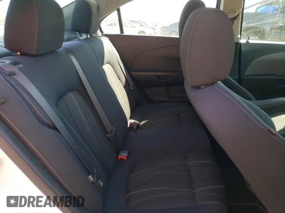 2016 Chevrolet Sonic LT с VIN 1G1JC5SG9G4150722, выставлен на аукционе Copart как лот 81047095 с пробегом 89 655 миль миль и Чистый • Clean title. История ставок и продаж доступна на DreamBid. Изображение 10.