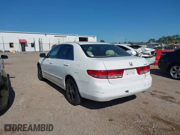 2004 Honda Accord EX with VIN 1HGCM566X4A174251, listed as a IAAI auction lot 43090597 with 243,868 mi miles and . Bid and sale history available at DreamBid. Image 3.