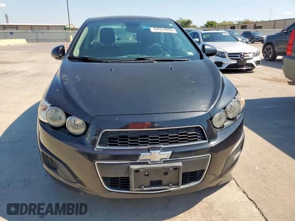 2013 Chevrolet Sonic LT with VIN 1G1JC5SG9D4226600, listed as a Copart auction lot 84954895 with 133,558 mi miles and Clean title. Bid and sale history available at DreamBid. Image 5.