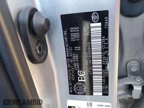 2022 Toyota Camry SE z VIN 4T1G11AK7NU668455, wystawiony jako Copart lot #84560635 z przebiegiem 136 763 mil mil oraz Czysty tytuł • Clean title. Historia ofert i sprzedaży dostępna na DreamBid. Obrazek 12.