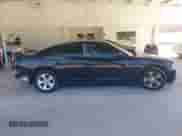 2012 Dodge Charger SE z VIN 2C3CDXBGXCH203339, wystawiony jako IAAI lot #43424829 z przebiegiem 121 586 mil mil oraz . Historia ofert i sprzedaży dostępna na DreamBid. Obrazek 14.