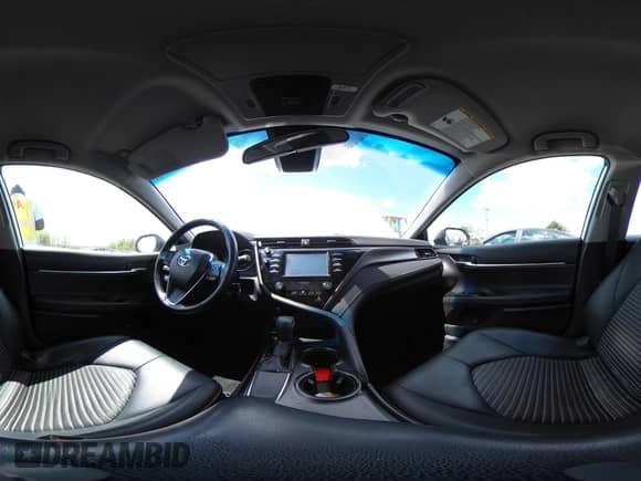 2019 Toyota Camry LE с VIN 4T1B11HK0KU754797, выставлен на аукционе IAAI как лот 42032914 с пробегом 93 862 миль миль и . История ставок и продаж доступна на DreamBid. Изображение 18.