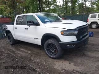 2025 Ram 1500 Rebel z VIN 1C6SRFLP6SN578630, wystawiony jako IAAI lot #43280785 z przebiegiem 10 mil mil oraz . Historia ofert i sprzedaży dostępna na DreamBid. Obrazek 1.