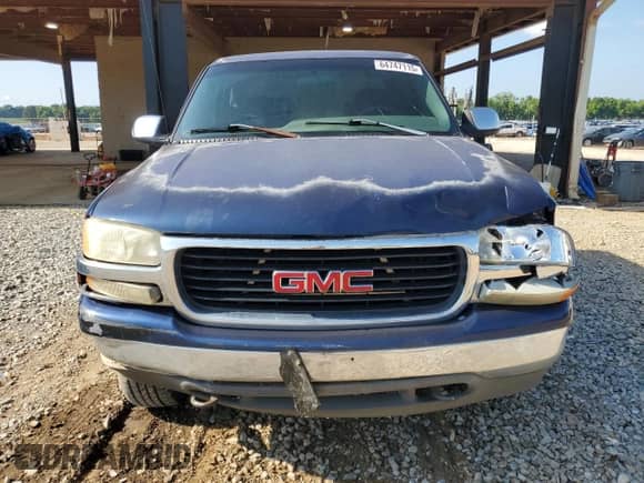 2000 GMC Sierra 1500 SLE with VIN 1GTEK19T1YE110461, listed as a Copart auction lot 64747115 with 273,717 mi miles and Salvage title. Bid and sale history available at DreamBid. Image 5.