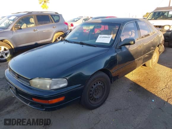 1995 Toyota Camry LE с VIN JT2GK12E1S0081545, выставлен на аукционе IAAI как лот 41408845 с пробегом 297 297 миль миль и . История ставок и продаж доступна на DreamBid. Изображение 16.