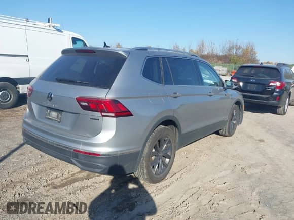 2024 Volkswagen Tiguan SE с VIN 3VV2B7AX9RM029757, выставлен на аукционе IAAI как лот 40640447 с пробегом 16 339 миль миль и . История ставок и продаж доступна на DreamBid. Изображение 4.